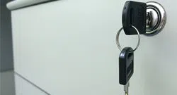 Super Locksmith Service Riverside, CA 909-587-6858 Super Locksmith Service Riverside, CA 909-587-6858 - unlocking-file-cabinet